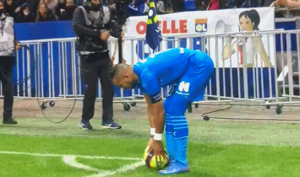 世界杯小组赛赛程公布：最早于北京时间0点开球，最晚于12点开球