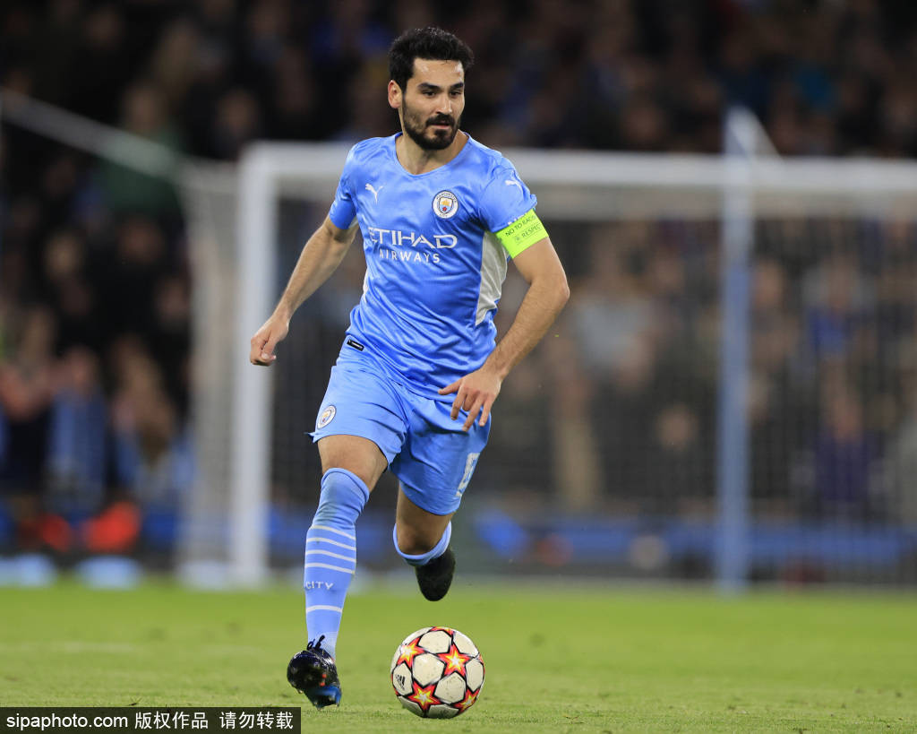 凌晨4点欧冠超级对决！阿隆索命运之战：输球或下课 8人缺席（凌晨4点欧冠巅峰之战！阿隆索生死考验：一败恐下课，8人缺阵）