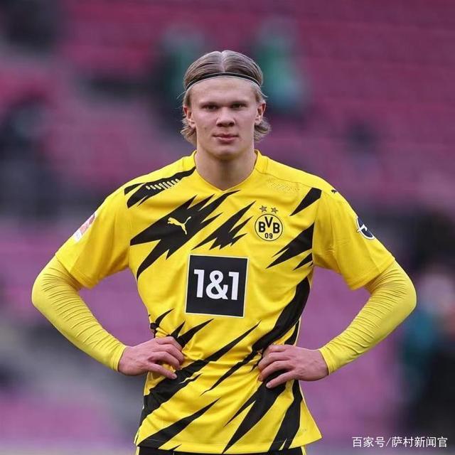 2025环足奖女足25人候选名单：邦马蒂领衔，凯利、鲁索在列（2025年环足奖女足25人候选名单出炉：邦马蒂领衔，凯利、鲁索入选）