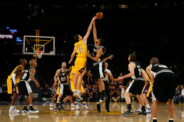 2025福州马拉松明日开跑，3.5万跑者集结（2025福州马拉松明日鸣枪起跑，3.5万跑者齐聚）