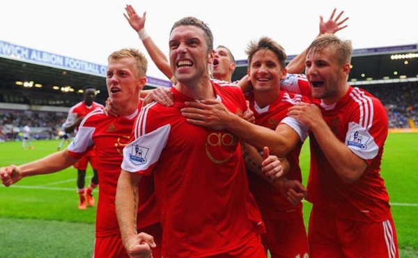 美记：勇士与浓眉的传闻毫无根据，勇士没有联系过达拉斯