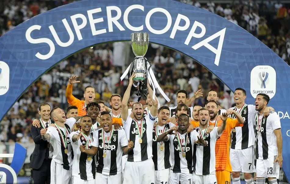 62+15+8！回来了！回来了！1亿啊！76人等了2年，终于等到了（62+15+8统治级回归！1亿值回票价，76人两年等待终于兑现）