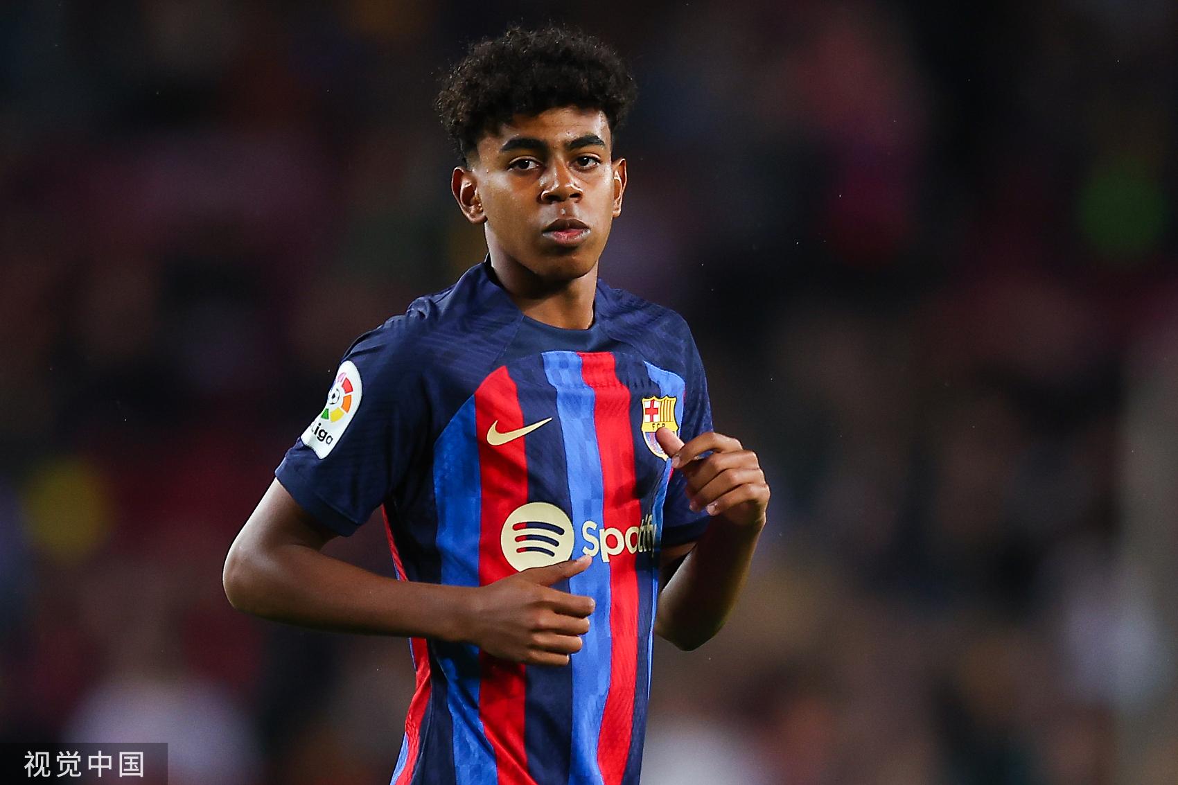 埃贝尔：凯恩已是足坛最伟大球员之一，未来他能竞争金球奖（埃贝尔：凯恩已跻身足坛巨星行列，未来有望冲击金球奖）